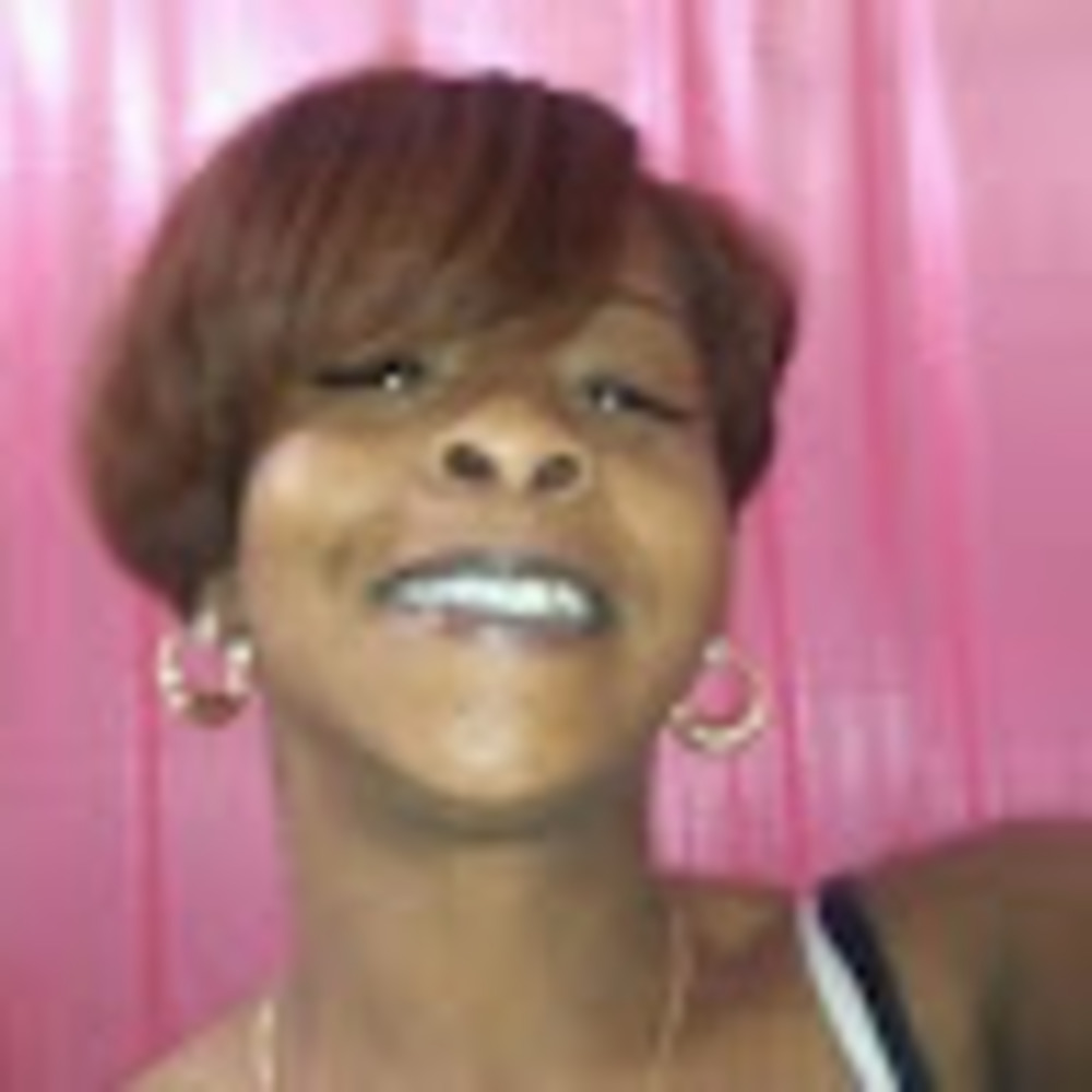 Meet your Posher, Neshia